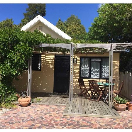 Garden Cottage In Ambiente Guest House Knysna Exterior foto